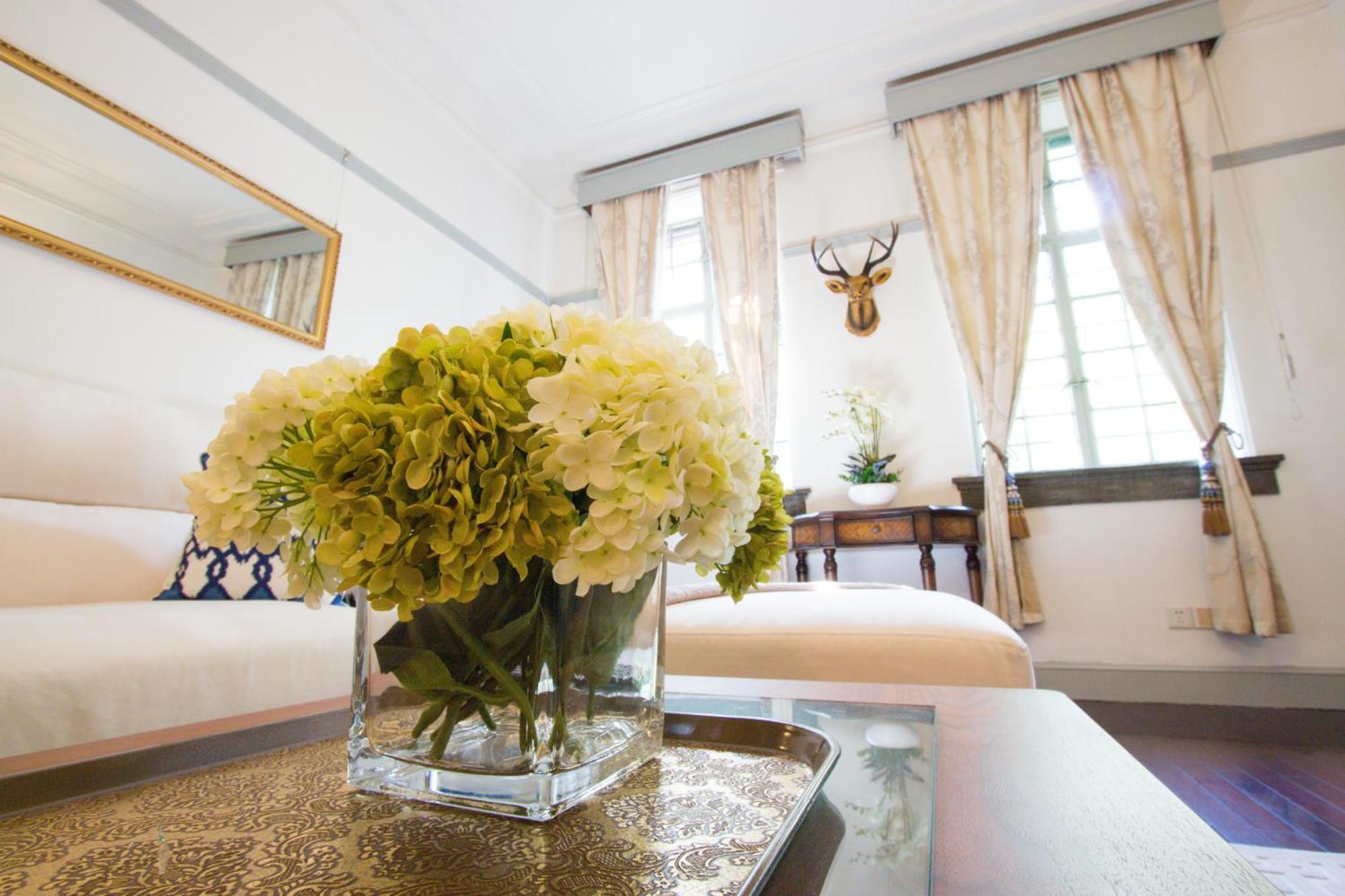 Classic Victorian Presidential Suite West Nanjing Rd Shanghai Exterior photo